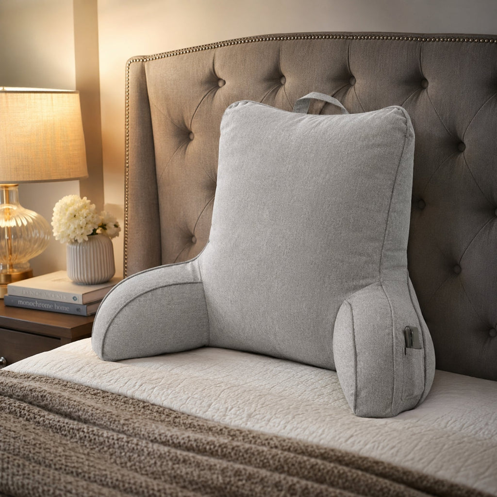 Coussin de lecture : Le secret pour se détendre au lit sans mal de dos