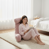 Coussin_de_lecture_rose_en_situation